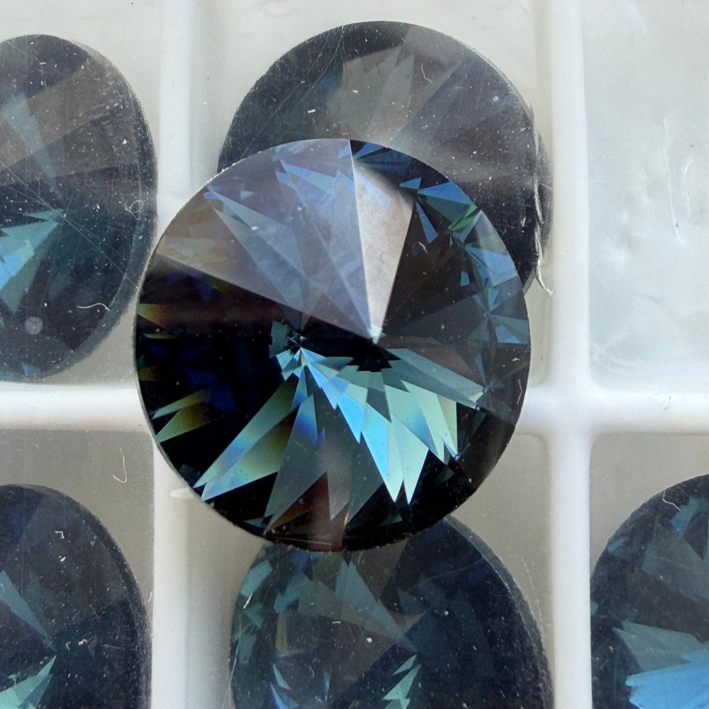 Swarovski Montana Rivoli 12mm Round‎ Crystals Dark Blue 12 Pieces #1122